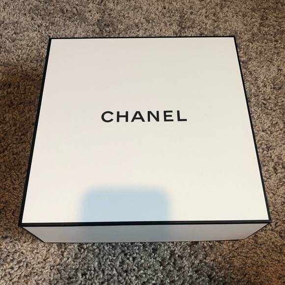 CHANEL Other - Chanel Gift Box